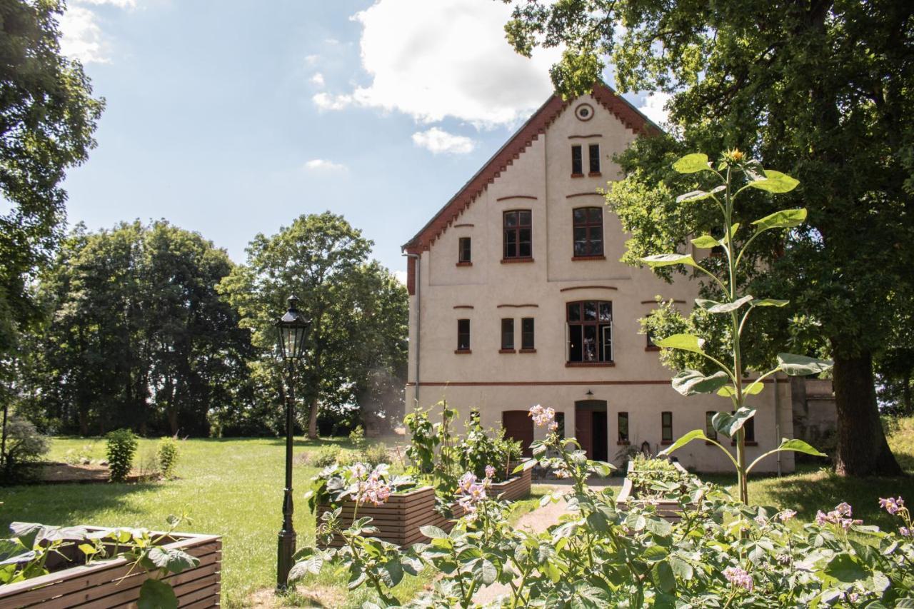 Ferienwohnung Gutshaus Zarchlin Barkhagen Exterior foto